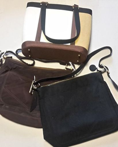 A84. RENAUD PELLEGRINO. Un petit sac cabas...