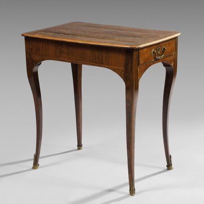 Table rectangulaire en placage de palissandre...