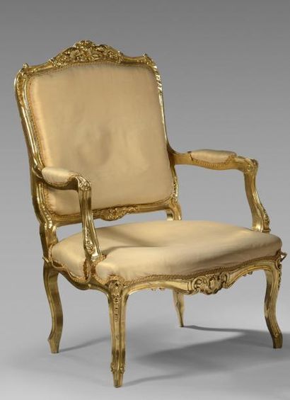 Paire de fauteuils à dossier plat en bois...