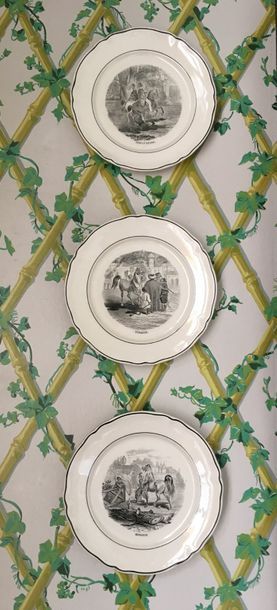 Suite de six assiettes à dessert à décor...