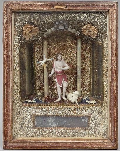 Petite vitrine simulant une grotte aménagée...