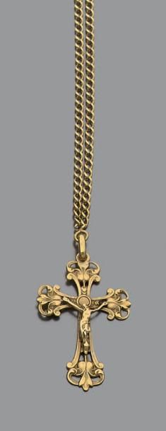 Croix crucifix et chaîne à maille forçat...