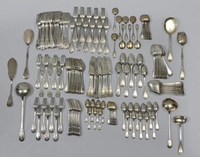 Service de couverts en argent et vermeil...