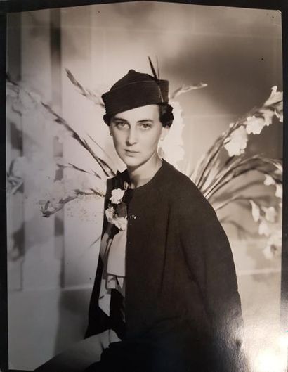 Ensemble de photographies de personnalités:
-...