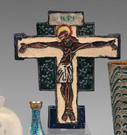 Henry Plisson (1908-2002)
CHRIST EN CROIX.
Céramique...