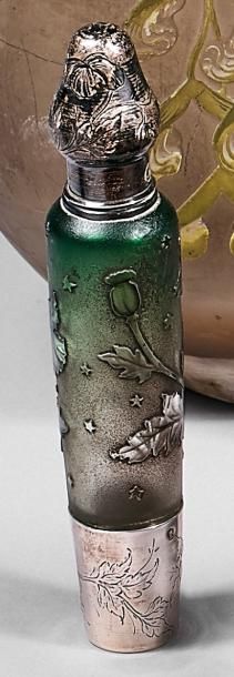 DAUM Nancy
Flacon de forme cylindrique en...