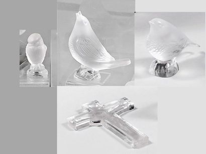 LALIQUE FRANCE
Deux statuettes de moineaux...