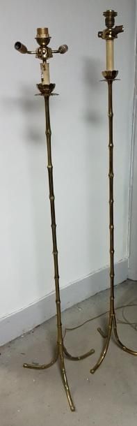 Maison BAGUES, attribué à
Paire de lampadaires...