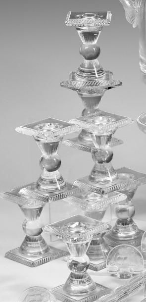 LALIQUE FRANCE
Garniture de table, modèle...