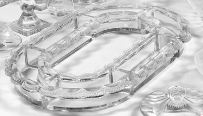 LALIQUE FRANCE
Garniture de table, modèle...