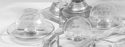 LALIQUE, France
Deux cendriers ronds Caravelle...
