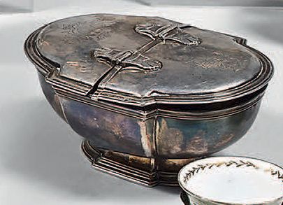 Boîte à épices en argent (950), de forme...