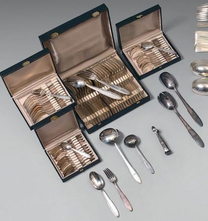 Partie de service de couverts en argent (950),...