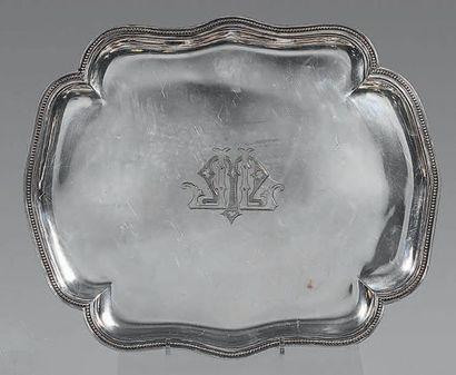 Plateau ovale en argent (950), la bordure...