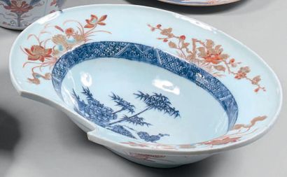 CHINE - Époque KANGXI (1662-1722)

Important...
