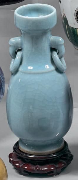 CHINE - Début du XXème siècle

Vase à panse...