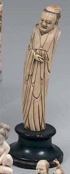 CHINE - Epoque MING (1368 - 1644)

Statuette...