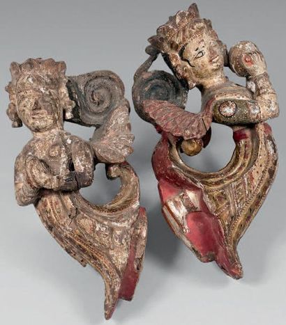 INDE - XIXème siècle

Deux apsara en bois...