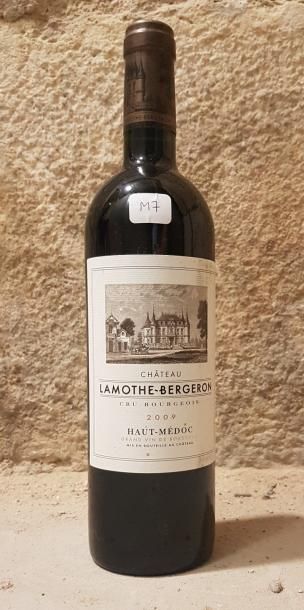 Douze bouteilles. Grand vin de Bordeaux,...