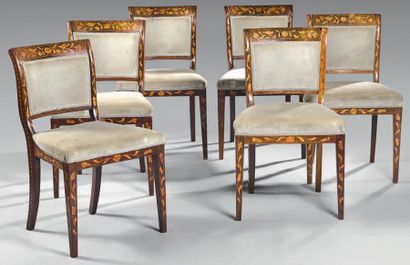 Suite de six chaises en acajou marqueté de...
