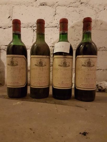 Ensemble de dix bouteilles 
- Deux bouteilles...