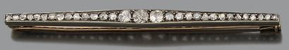 Barrette en or jaune 18K (750) et argent...