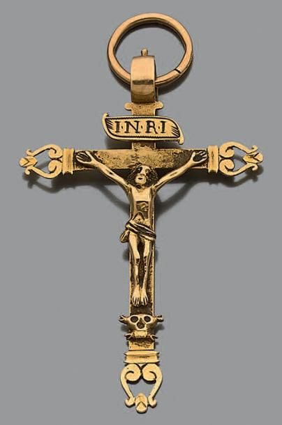 Pendentif crucifix en or jaune 18K (750).
XIXème...