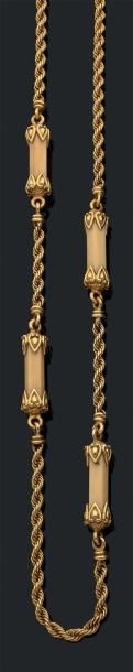 Important pendentif en or jaune 18K (750)...