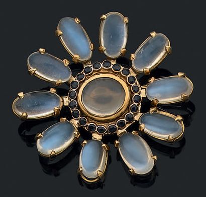 Broche Fleur en or jaune 18K (750) sertie...