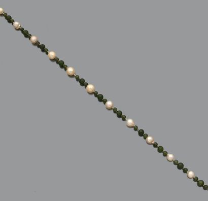 Collier de billes de jade néphrite et de...