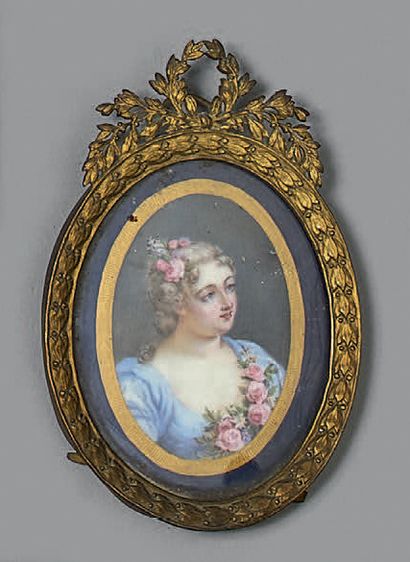 Miniature ovale sur porcelaine, représentant...