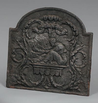 Plaque de cheminée en fonte, la partie haute...