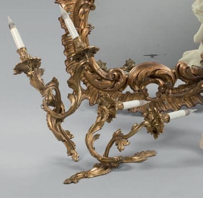 Paire d'appliques à deux bras de lumière...