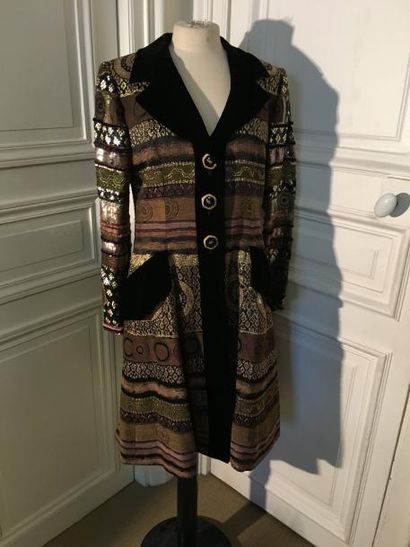JACQUES FATH. Manteau en tissu broché à motifs...