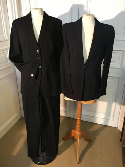 GIORGIO ARMANI : veste et pantalon en lainage...