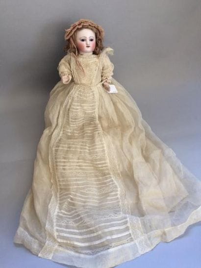 Poupée, tête en porcelaine, bouche ouverte,...