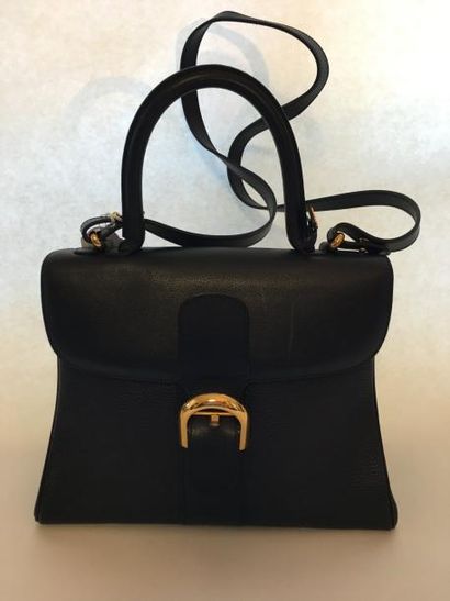 DELVAUX : Sac en cuir grainé marine, boucle...