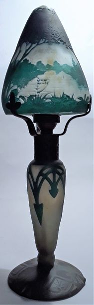 DAUM Nancy
Cache-ampoule en verre double...