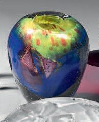 René DENIEL (né en 1947)
Vase ovoïde en verre...