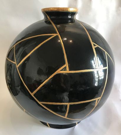 Danillo Curetti (1953-1993) Pour Longwy
Vase...