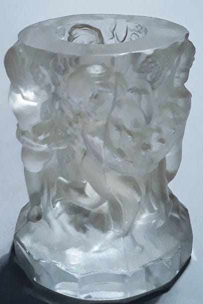 DETEL
Vase en verre moulé pressé à décor...