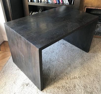 Bureau rectangulaire, en chêne teinté brun,...