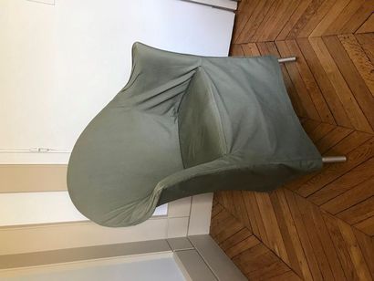 PHILIPPE STARCK (né en 1949)
Dix fauteuils,...