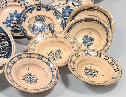 ESPAGNE, XIXème siècle

Ensemble de cinq...