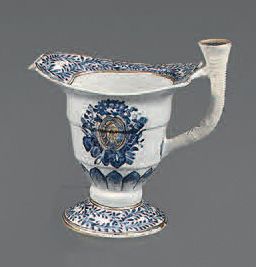 CHINE, Compagnie des Indes - XVIIIème siècle

Verseuse...
