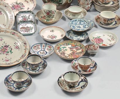 CHINE, Compagnie des Indes - XVIIIème siècle

Ensemble...