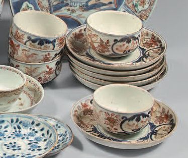JAPON, Imari - Époque EDO (1603 - 1868),...