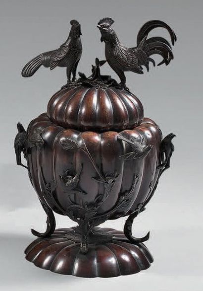 JAPON - Epoque MEIJI (1868 - 1912)

Brûle-parfum...