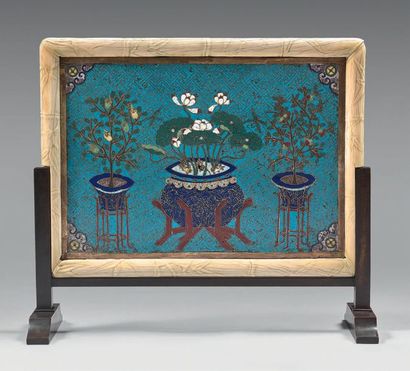 CHINE - Epoque JIAQING (1796 - 1820)

Plaque...
