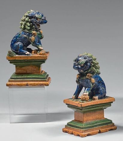CHINE - XVIIIème siècle

Couple de chimères...